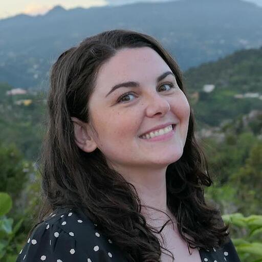 Jen Gibson headshot